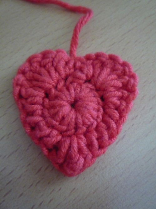 Crochet Appliqués #1 : Crocodile fleur et simple coeur