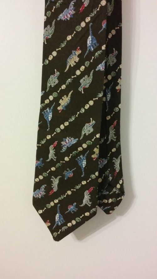 Couture #5 : Cravate dinosaures